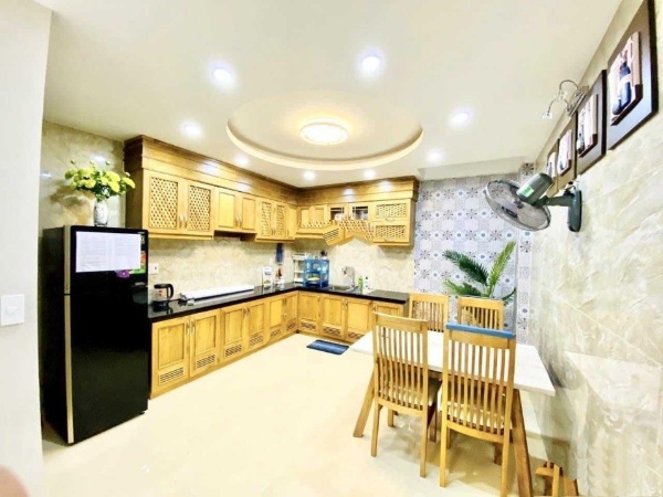 Chính chủ bán gấp căn nhà 2 tầng 65 m² tại Đường Minh Phụng, Phường 10, Quận 11, Hồ Chí Minh